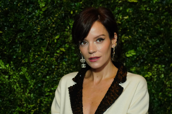 Lily Allen spills the tea on her ex in her latest album.