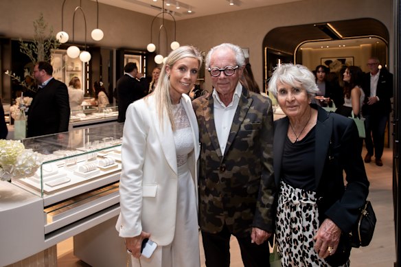 Sir Michael Hill (centre with his wife Lady Christine, right) has died at the age of 86.