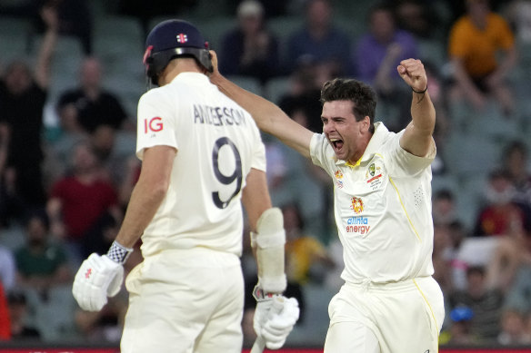 Jhye Richardson during his last Test for Australia against England in late 2021.