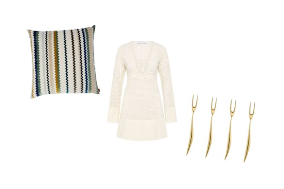 “Dune” outdoor cushion; Cover-up; “Sardina” cocktail forks.  
