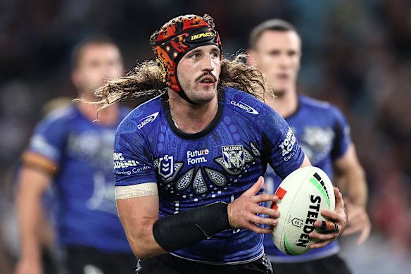 The Perth Bears have signed Josh Curran on a three-year deal.