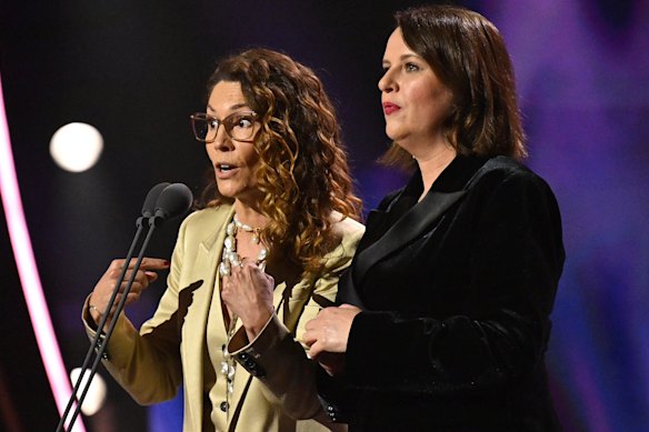 Kitty Flanagan and Anne Edmonds present Logie Award for Best Entertainment Program.