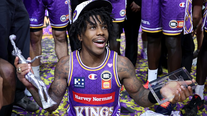 Sydney Kings defeat Adelaide 36ers in Overtime thriller, Davis named MVP