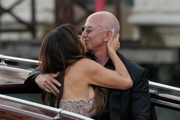 The big event in Venice last year, the wedding of Jeff Bezos and Lauren Sánchez, highlighted the extreme wealth of its elite visitors.