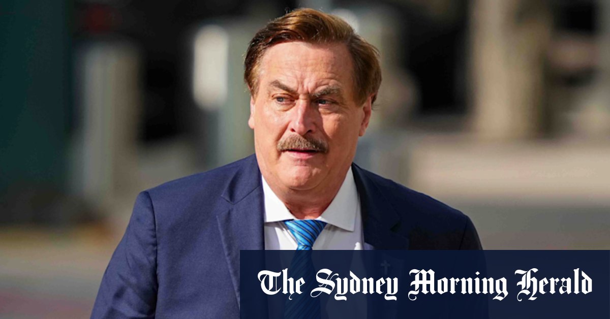 New Pentagon press corps unveiled as right-wing podcasters, bloggers