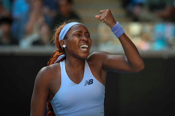  Coco Gauff celebrates her win.