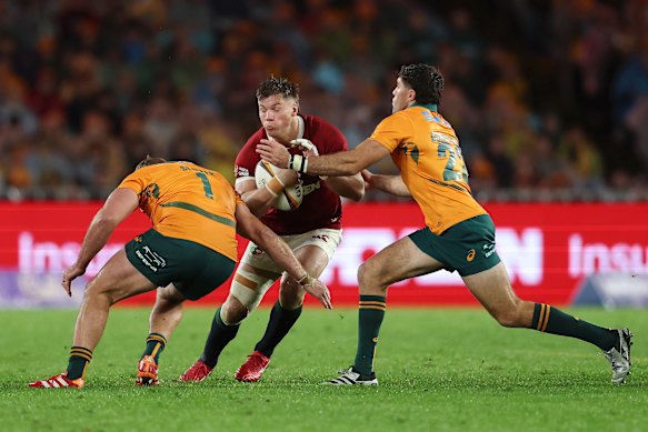 The Wallabies put up a strong line of defence.