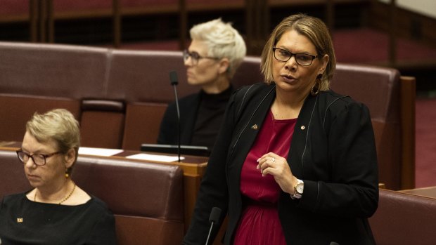 La sénatrice des Verts d'Australie occidentale, Dorinda Cox, a accusé les 