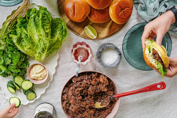 DIY pork burgers with red curry and coriander mayo.
