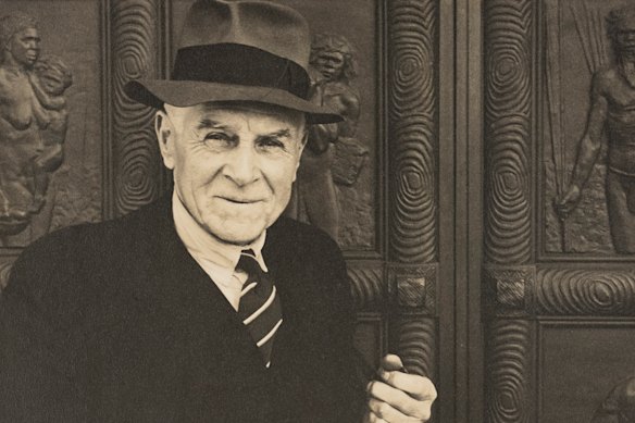 Ifould ditched the original plans for the eastern and western doors in favour of images of Indigenous Australians.