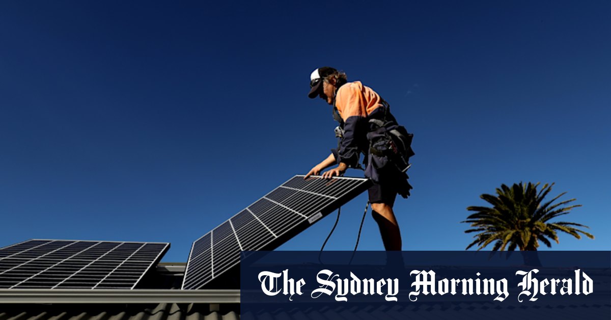 Here’s how renters can take advantage of the solar battery boom