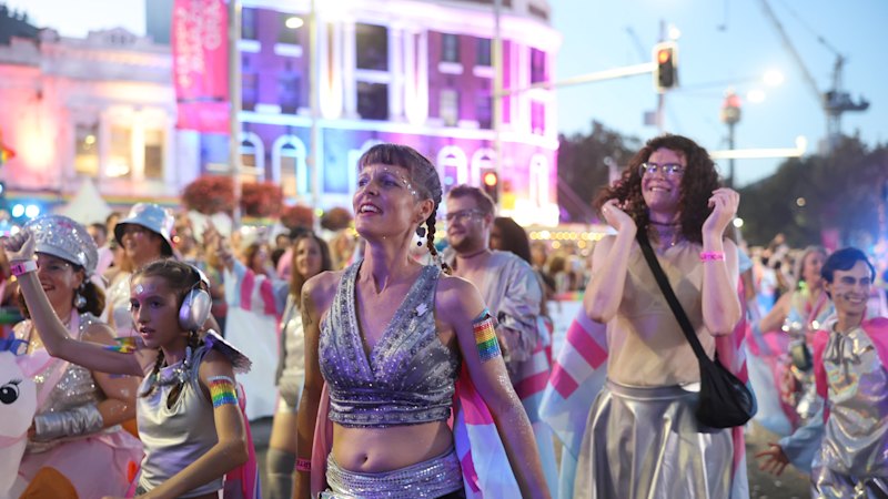 NSW Liberals rattle the tin for Mardi Gras float