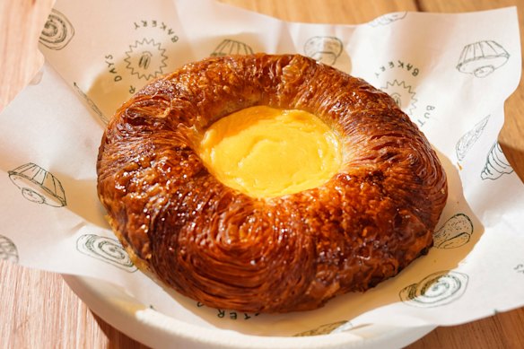 The signature sunshine bun.