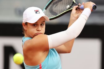 2019 French Open winner Ashleigh Barty is likely to face defending champion and tournament favourite Iga Swiatek in the semi-finals.