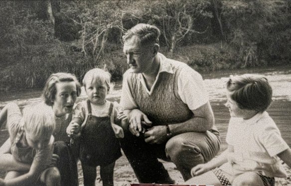 Bill Morgan pictured circa 1956 with, left to right, son John, wife Joan, and daughters Lib and Heather.