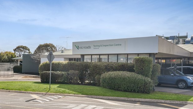 VicRoads at 86-88 Learmonth Road, Wendouree.