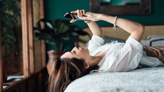 Dating apps are getting in the way of young people forming relationships.