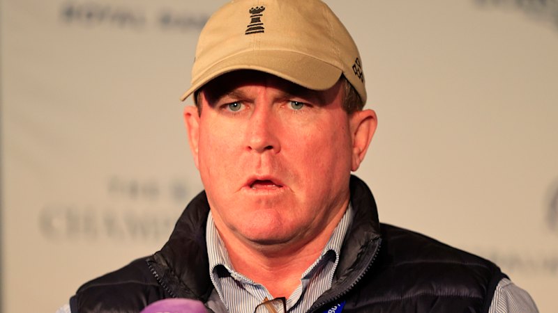 Berry and O’Shea tell inquiry calls during ban were welfare checks
