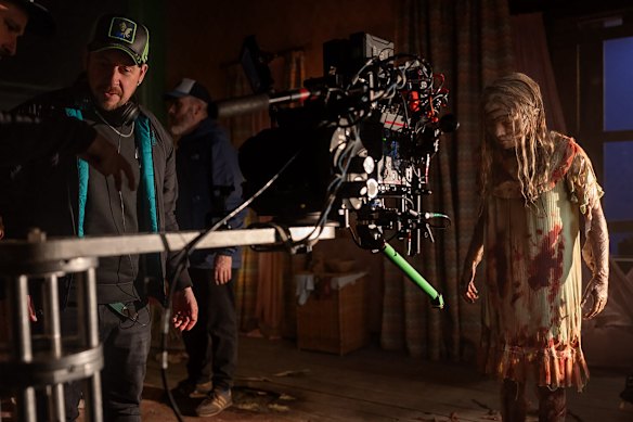 Lee Cronin and Natalie Grace on set. 