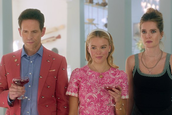 Glenn Howerton as Ethan, Milly Alcock as Simone, Meghann Fahy as Devon in Sirens.