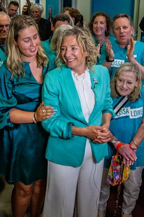 Melissa Lowe, who is taking on the state government in the High Court, wants independents to be able to run a competitive campaign.