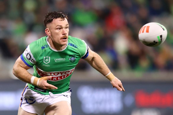 Raiders hooker Tom Starling.