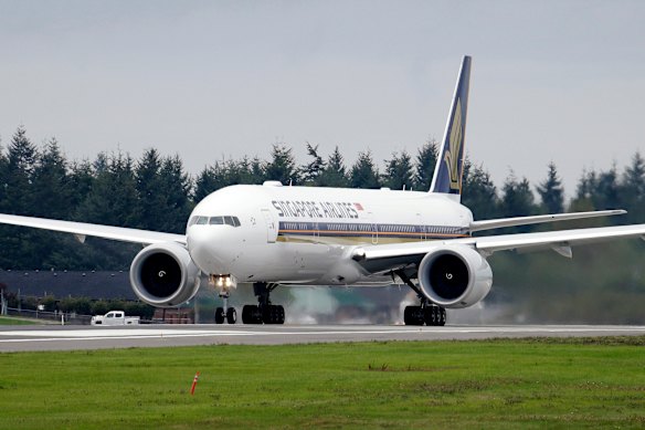 A Singapore Airlines Boeing 777-312ER.