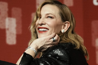 Cate Blanchett, portant Louis Vuitton aux César Awards en février, a été nommée la dernière ambassadrice maison de la marque de luxe française.