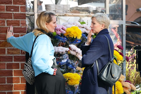 Murphy and Michelle Williams on the set of miniseries Dying for Sex, which has been nominated for multiple Emmys.