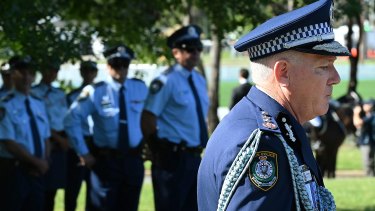 Le commissaire de police à la retraite Mick Fuller ne rejoindra pas Racing NSW.