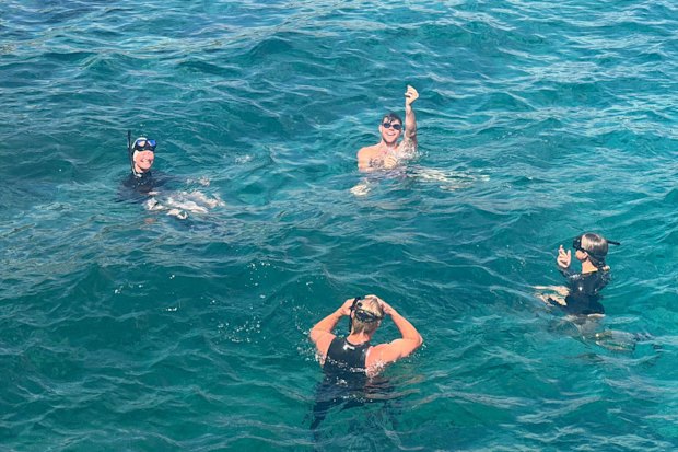 The lost wedding ring was found in a matter of minutes by free-diving locals.