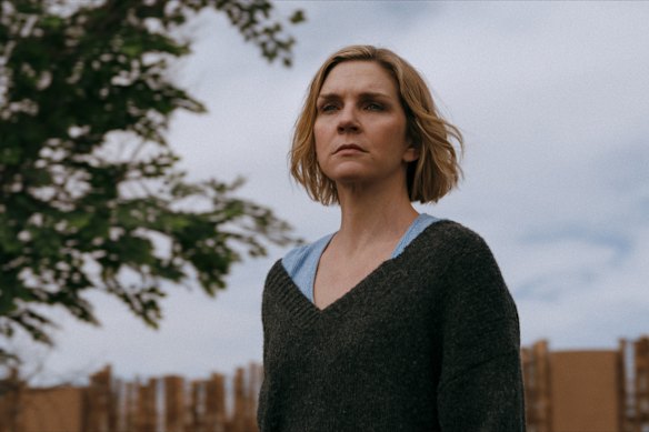 Rhea Seehorn plays Carol Sturka, a woman immune to a virus that leads to a psychic harmony among every human on Earth.