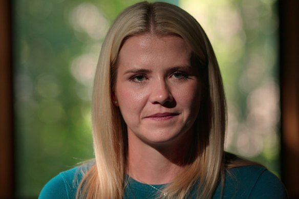  Elizabeth Smart. 