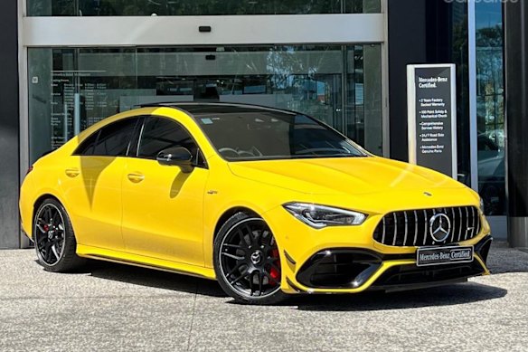 A photo of the yellow Mercedes-Benz tendered to the ICAC inquiry.