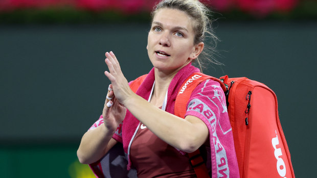 Fall: Romania’s Simona Halep.