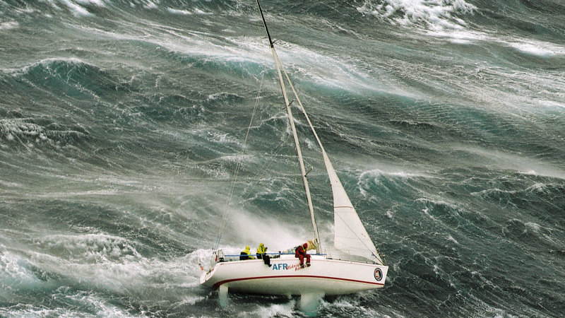 The dangerous storm during the 1998 Sydney to Hobart yacht race