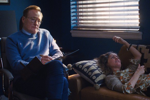 Conan O’Brien plays Linda’s therapist in the film.
