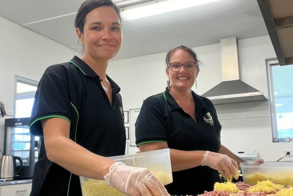 Lisa O’Brien and Candice Walker in the Bay View State School tuckshop.