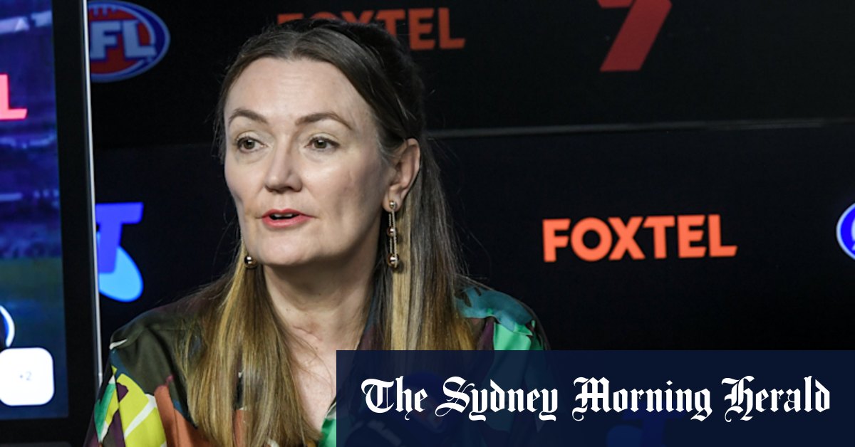 Lachlan Murdoch ally Siobhan McKenna resigns from CEO role at News Corp