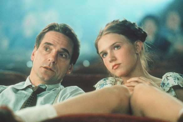 A scene from the movie adaptation of Lolita starring Jeremy Irons and Dominique Swain.