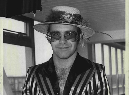 Elton John in 1976, when he reckoned ‘sorry’ was the hardest word.