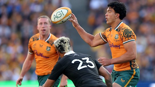 Joseph-Aukuso Suaalii takes on the All Blacks on Saturday.