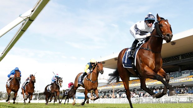 Tommy Berry wins on Raging Force.