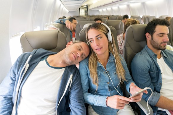 If you’re sitting in the middle seat on any flight, you’ve drawn the short straw.
