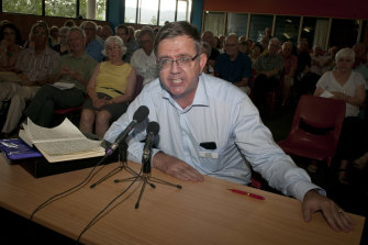 Queensland LNP Sénateur Paul Scarr.