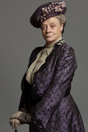  Dame Maggie Smith as Violet, the Dowager Countess of Grantham, in Downton Abbey.