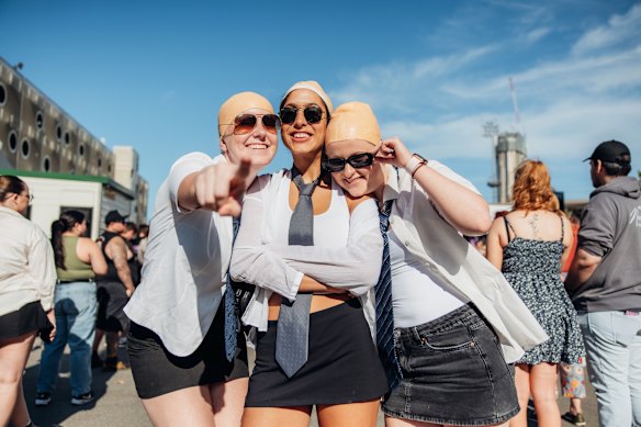 Pitbull fans went all out in Brisbane on October 17 for Fridayz Live’s first show. It’s the first time Pitbull has toured Australia since 2012.