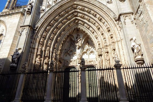 Toledo Cathedral seems to belong to a world that has passed. 