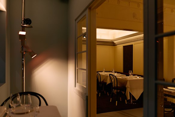 Regular Fanda collaborators J.AR OFFICE has produced a design sympathetic to the building’s heritage.