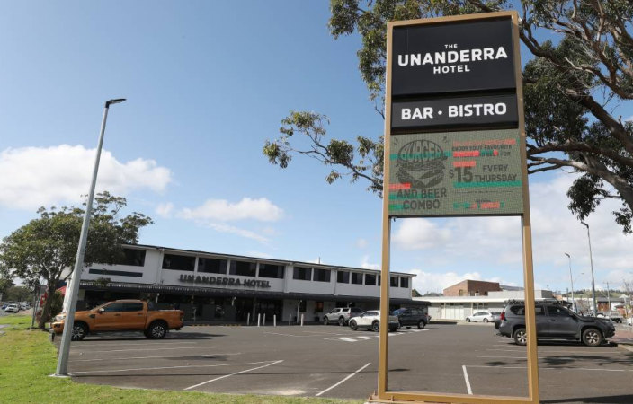 The Unanderra  Hotel was bought by Oscars Hotels for $14.5m